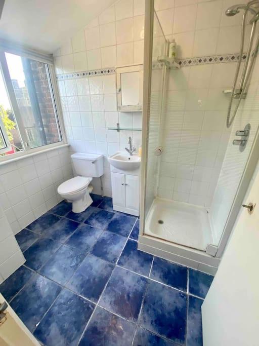 Апартаменти Penthouse Studio With 2 Double Beds & Smart Tv. Great London Location Екстер'єр фото